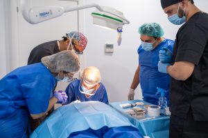 Practicas del master de tricologia femel 2025 (19)